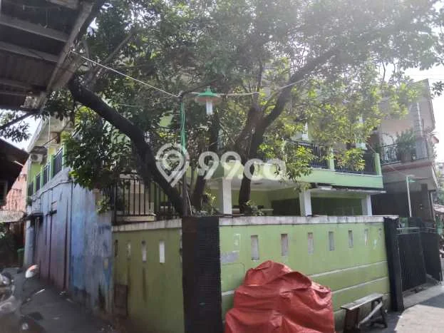 NEW LISTING! Rumah Premium area Pasar Minggu, LT 228m² LB 350m² NEW LISTING! Rumah Premium area Pasar Minggu, LT 228m² LB 350m²