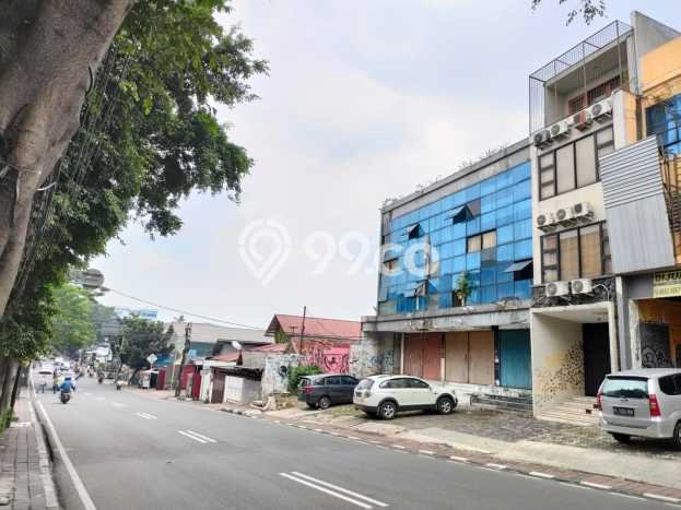 Dijual Ruko di Kebayoran Lama Jakarta Selatan LT 65m2 / LB 220m2 Dijual Ruko di Kebayoran Lama Jakarta Selatan LT 65m2 / LB 220m2