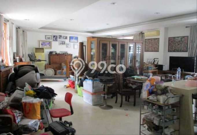LIMITED OFFER! Rumah Premium di Menteng, LT 1005m² Bangunan 800m² LIMITED OFFER! Rumah Premium di Menteng, LT 1005m² Bangunan 800m²