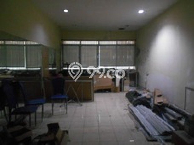 Area Ramai! Ruko Dijual di Gambir untuk Bisnis Luas Bangunan 200m2 Area Ramai! Ruko Dijual di Gambir untuk Bisnis Luas Bangunan 200m2