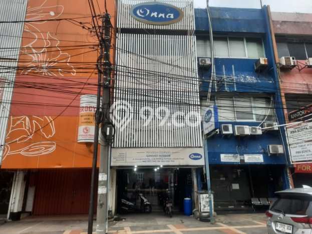 Area Ramai! Ruko Dijual di Gambir untuk Bisnis Luas Bangunan 200m2 Area Ramai! Ruko Dijual di Gambir untuk Bisnis Luas Bangunan 200m2