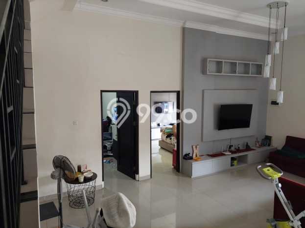 Hunian Mewah Siap Huni LT 106m2 di Pasar Minggu, Jakarta Selatan Hunian Mewah Siap Huni LT 106m2 di Pasar Minggu, Jakarta Selatan