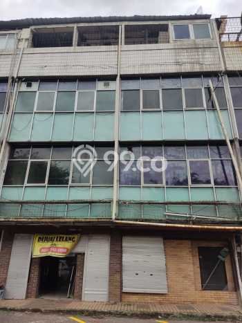 Ruko Dijual di Kembangan Jakarta Barat dengan LB 450m2 Ruko Dijual di Kembangan Jakarta Barat dengan LB 450m2