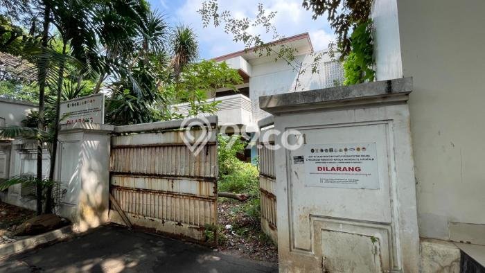 Dijual Rumah Premium dengan Fasilitas Sekitar Komplit di Kebayoran Lama, Jakarta Selatan Dijual Rumah Premium dengan Fasilitas Sekitar Komplit di Kebayoran Lama, Jakarta Selatan