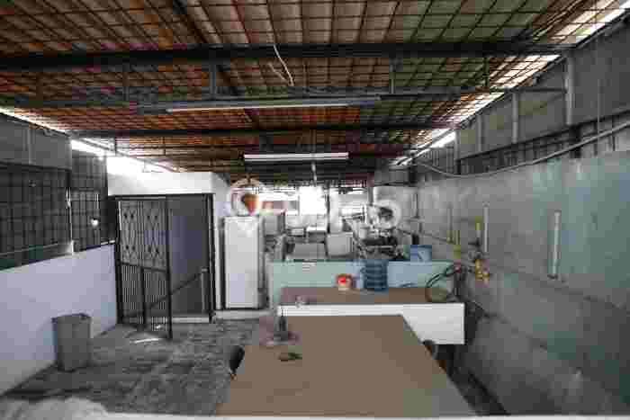 Ruko Bagus LT 78m2 LB 200m2 Dijual di Kembangan Jakarta Barat Ruko Bagus LT 78m2 LB 200m2 Dijual di Kembangan Jakarta Barat