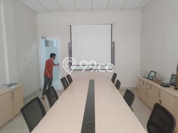 Lokasi Strategis! Dijual Ruko Bisnis di Kebayoran Baru, Jakarta Selatan Kondisi Baik Lokasi Strategis! Dijual Ruko Bisnis di Kebayoran Baru, Jakarta Selatan Kondisi Baik