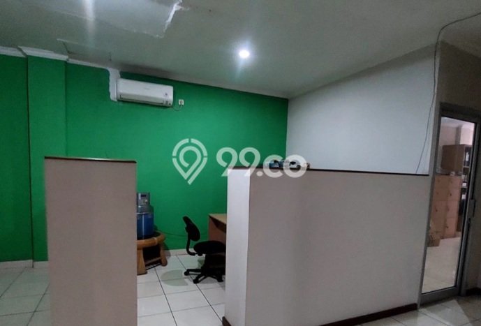 Area Ramai! Ruko Dijual di Pesanggrahan untuk Bisnis Luas Bangunan 220m2 Area Ramai! Ruko Dijual di Pesanggrahan untuk Bisnis Luas Bangunan 220m2
