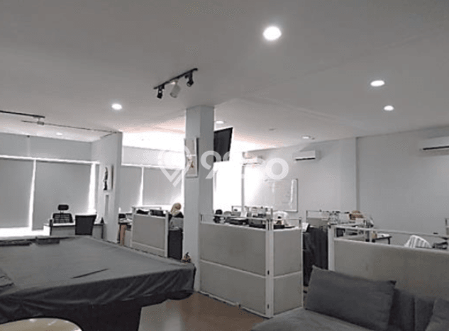 Unit Ruko Dijual di Kebon Jeruk Jakarta Barat Luas Tanah 389m2, Luas Bangunan 450m2 Unit Ruko Dijual di Kebon Jeruk Jakarta Barat Luas Tanah 389m2, Luas Bangunan 450m2
