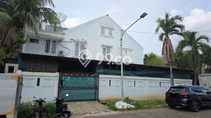 Rumah Elit Modern Tanpa Renovasi di Cengkareng Barat Jakarta Barat Rumah Elit Modern Tanpa Renovasi di Cengkareng Barat Jakarta Barat