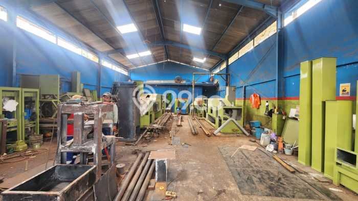 Gudang Bagus LT 449m2 LB 350m2 Dijual di Koja Jakarta Utara Gudang Bagus LT 449m2 LB 350m2 Dijual di Koja Jakarta Utara