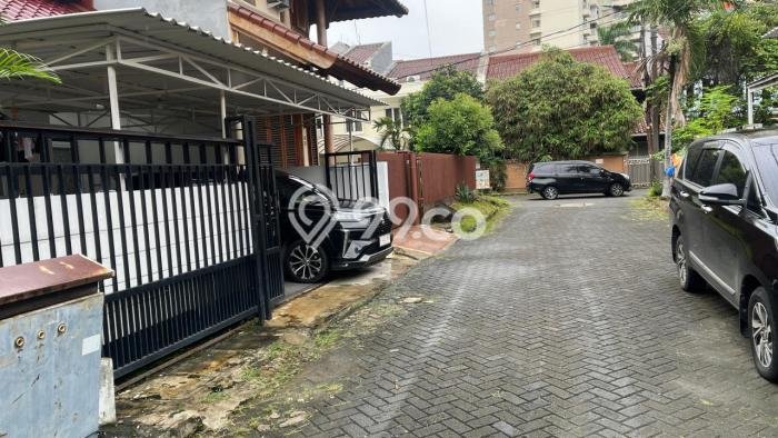 Dijual Rumah Mewah Exclusive di Kembangan, Jakarta Barat Dijual Rumah Mewah Exclusive di Kembangan, Jakarta Barat