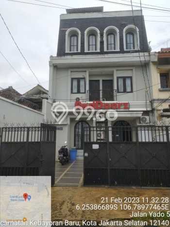 Rumah Eksklusif Siap Huni LT 141m2 di Kebayoran Baru, Jakarta Selatan Rumah Eksklusif Siap Huni LT 141m2 di Kebayoran Baru, Jakarta Selatan