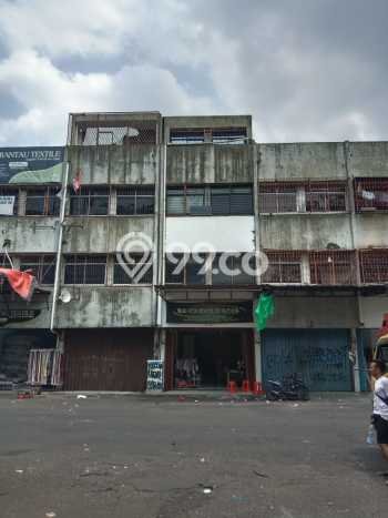Ruko Dijual di Tanah Abang LT 67m2, LB 185m2 untuk Investasi Ruko Dijual di Tanah Abang LT 67m2, LB 185m2 untuk Investasi