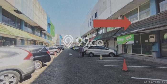 Ruko Dijual Lokasi Stratagis di Kebayoran Lama Jakarta Selatan Cocok untuk Investasi Ruko Dijual Lokasi Stratagis di Kebayoran Lama Jakarta Selatan Cocok untuk Investasi