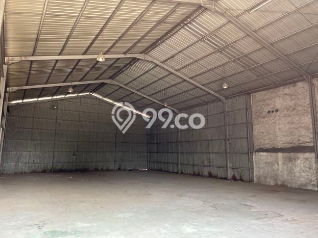 Unit Gudang Dijual di Jakarta Barat LT 1645m2 & LB 800m2 Unit Gudang Dijual di Jakarta Barat LT 1645m2 & LB 800m2