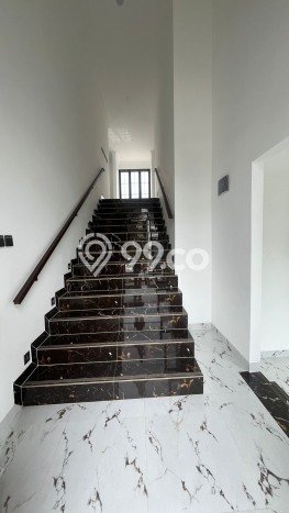 Hunian Elit LB 230m2 Siap Huni Desain Elegan di Sentul City, Bogor Hunian Elit LB 230m2 Siap Huni Desain Elegan di Sentul City, Bogor