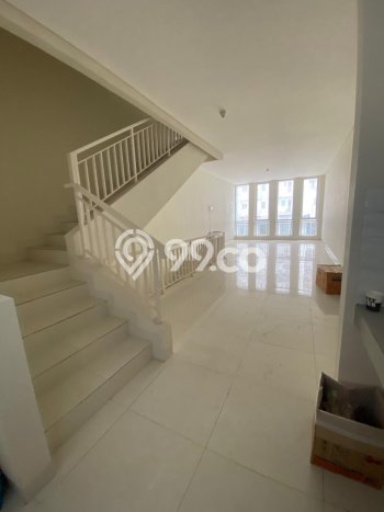 Ruko Disewakan Kawasan , Luas 63m2m², Area Premium Ruko Disewakan Kawasan , Luas 63m2m², Area Premium