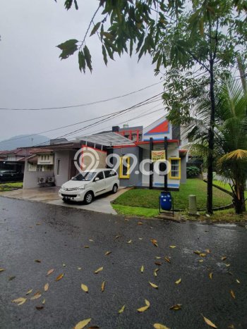 PREMIUM LIVING! Rumah di Sentul City, 1 KM, Area Berkembang, Luas 133m² Bangunan 70m² PREMIUM LIVING! Rumah di Sentul City, 1 KM, Area Berkembang, Luas 133m² Bangunan 70m²