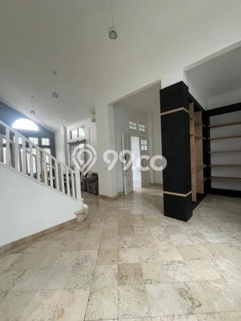 Ready to Use! Luxury House LT 313m2 Desain Modern di Sentul City Ready to Use! Luxury House LT 313m2 Desain Modern di Sentul City