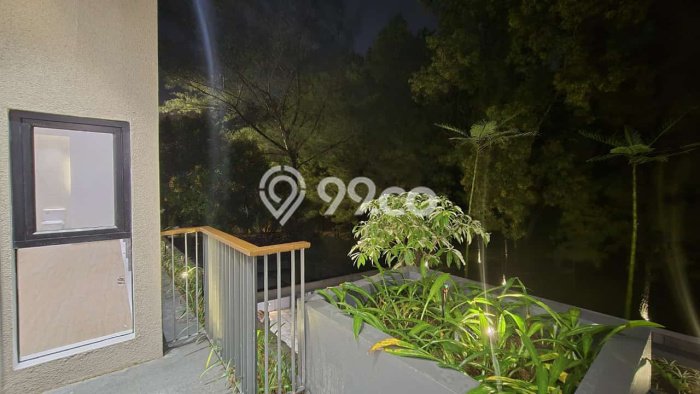 Rumah Elit Modern Tanpa Renovasi di Sentul City Bogor Rumah Elit Modern Tanpa Renovasi di Sentul City Bogor