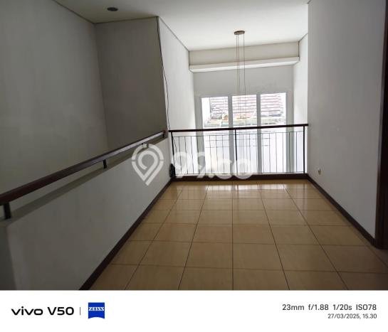 Rumah Minimalis 3 KT di Sentul City Bogor Semi Furnished Rumah Minimalis 3 KT di Sentul City Bogor Semi Furnished