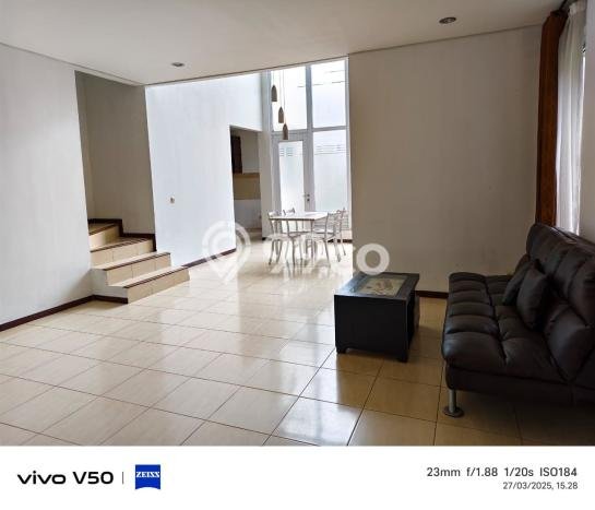 Rumah Minimalis 3 KT di Sentul City Bogor Semi Furnished Rumah Minimalis 3 KT di Sentul City Bogor Semi Furnished
