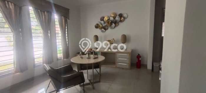Rumah Elit LB 600m2 Siap Huni Desain Elegan di Sentul City, Bogor Rumah Elit LB 600m2 Siap Huni Desain Elegan di Sentul City, Bogor