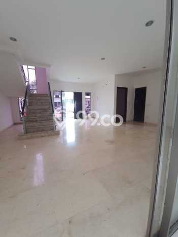 Rumah Elit Modern Tanpa Renovasi di Pantai Indah Kapuk Jakarta Utara Rumah Elit Modern Tanpa Renovasi di Pantai Indah Kapuk Jakarta Utara
