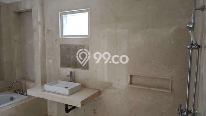 Dijual Rumah Luas Elegan Dengan View Cantik di Lippo Karawaci, Tangerang Dijual Rumah Luas Elegan Dengan View Cantik di Lippo Karawaci, Tangerang