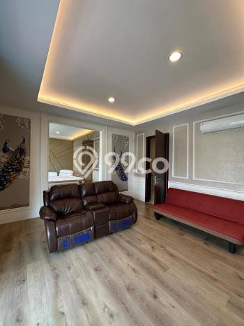 For Sale! Luxury House LT 240m2 Desain Elegan di Pantai Indah Kapuk For Sale! Luxury House LT 240m2 Desain Elegan di Pantai Indah Kapuk