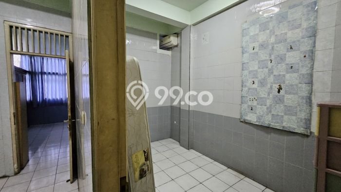 Area Ramai! Ruko Dijual di Cengkareng untuk Bisnis Luas Bangunan 171m2 Area Ramai! Ruko Dijual di Cengkareng untuk Bisnis Luas Bangunan 171m2