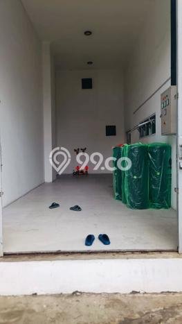 Gudang Strategis di Pantai Indah Kapuk, Luas 566m2m², Jalan Utama, Tingkat Keramaian Tinggi Gudang Strategis di Pantai Indah Kapuk, Luas 566m2m², Jalan Utama, Tingkat Keramaian Tinggi