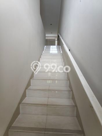Rumah kawasan Alam Sutera, 4 KM, Lingkungan Premium, LT 300m² Bangunan 259m² Rumah kawasan Alam Sutera, 4 KM, Lingkungan Premium, LT 300m² Bangunan 259m²