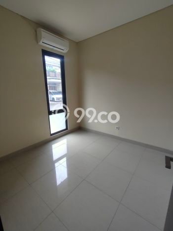 Rumah Nyaman di BSD City, Tangerang, Luas 84m² Bangunan 85m² Rumah Nyaman di BSD City, Tangerang, Luas 84m² Bangunan 85m²