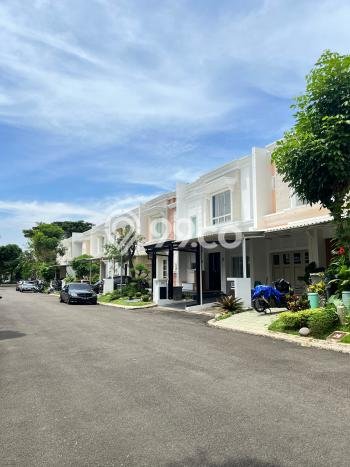 Rumah Elit Modern Siap Huni di Gading Serpong The Spring Tangerang Rumah Elit Modern Siap Huni di Gading Serpong The Spring Tangerang