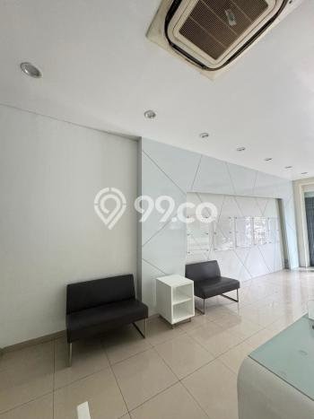 Ruko Disewa di Tangerang dengan LB 264m2 Area Komersial Ramai Ruko Disewa di Tangerang dengan LB 264m2 Area Komersial Ramai