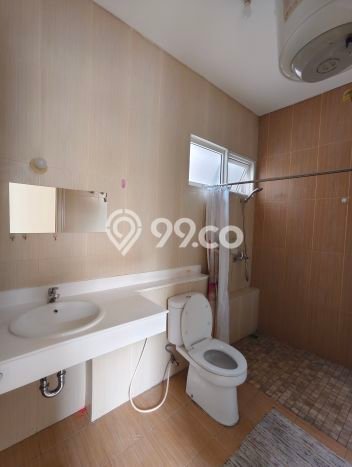 Rumah kawasan Alam Sutera, 4 KM, Lingkungan Premium, LT 300m² Bangunan 259m² Rumah kawasan Alam Sutera, 4 KM, Lingkungan Premium, LT 300m² Bangunan 259m²