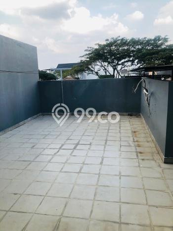Rumah di Sutera Onix Alam Sutera, Akses ke Tol, 4 KT, LT 200m² Bangunan 400m² Rumah di Sutera Onix Alam Sutera, Akses ke Tol, 4 KT, LT 200m² Bangunan 400m²
