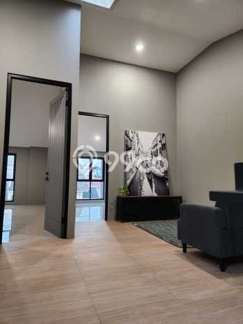 Rumah Elit Modern Siap Huni di BSD Tangerang Rumah Elit Modern Siap Huni di BSD Tangerang