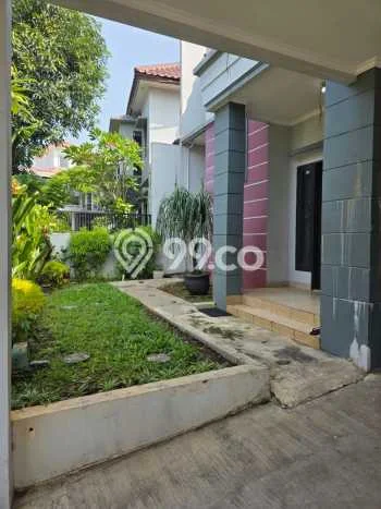 HARGA SPESIAL! Rumah di BSD Puspita Loka, Dekat Fasilitas, 3 KM, Luas 150m² Bangunan 180m² HARGA SPESIAL! Rumah di BSD Puspita Loka, Dekat Fasilitas, 3 KM, Luas 150m² Bangunan 180m²