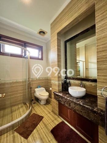 Rumah Elit Modern Tanpa Renovasi di Lippo Karawaci Tangerang Rumah Elit Modern Tanpa Renovasi di Lippo Karawaci Tangerang