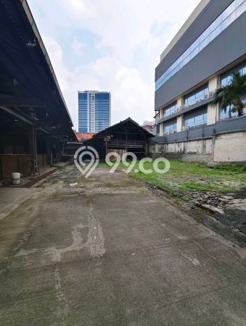 Lahan Dijual Lokasi Strategis di Jakarta Selatan dengan Luas 2752m2 Lahan Dijual Lokasi Strategis di Jakarta Selatan dengan Luas 2752m2