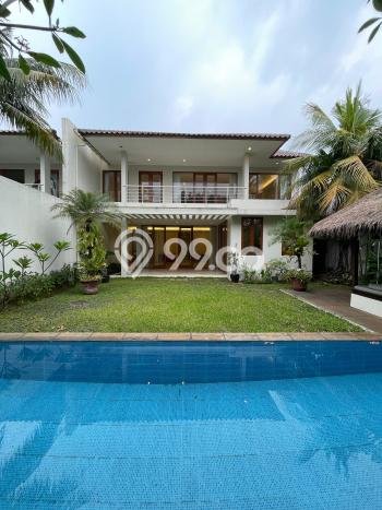Hunian Bagus Disewakan di Kemang, Jakarta Selatan LT 674m2, LB 600m2 Hunian Bagus Disewakan di Kemang, Jakarta Selatan LT 674m2, LB 600m2