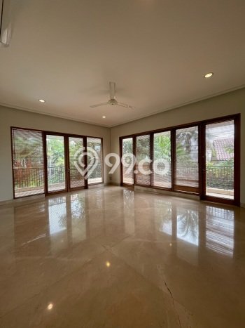 Sewa Rumah Nyaman LT 1000m2 / LB 750m2 di Cipete, Jakarta Selatan Sewa Rumah Nyaman LT 1000m2 / LB 750m2 di Cipete, Jakarta Selatan
