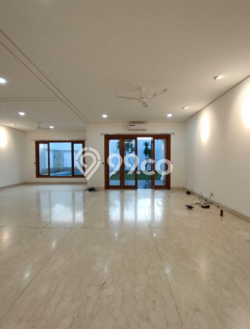Disewakan Rumah Nyaman LT 800m2 / LB 1000m2 di Kemang, Jakarta Selatan Disewakan Rumah Nyaman LT 800m2 / LB 1000m2 di Kemang, Jakarta Selatan