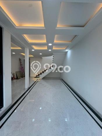 Jual Rumah Luas Megah Dengan View Cantik di Pondok Pinang, Jakarta Selatan Jual Rumah Luas Megah Dengan View Cantik di Pondok Pinang, Jakarta Selatan