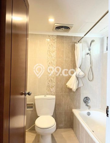 Apartemen Disewakan 3 Kamar Murah Siap Huni di Jakarta Selatan, Luas 110m2 Apartemen Disewakan 3 Kamar Murah Siap Huni di Jakarta Selatan, Luas 110m2