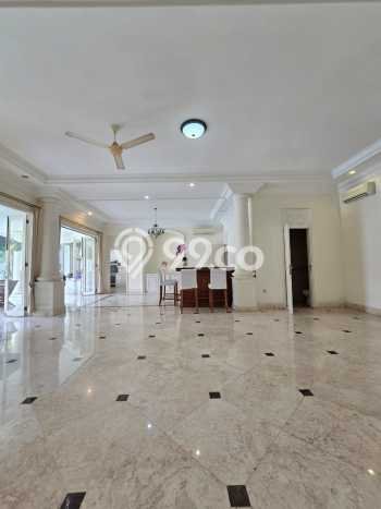 Hunian Modern Disewakan di Kemang Jakarta Selatan 5 KT & 5 KM Hunian Modern Disewakan di Kemang Jakarta Selatan 5 KT & 5 KM