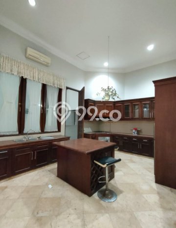 Hunian Minimalis Untuk Disewakan di Kemang Jakarta Selatan 5 KT & 4 KM Hunian Minimalis Untuk Disewakan di Kemang Jakarta Selatan 5 KT & 4 KM
