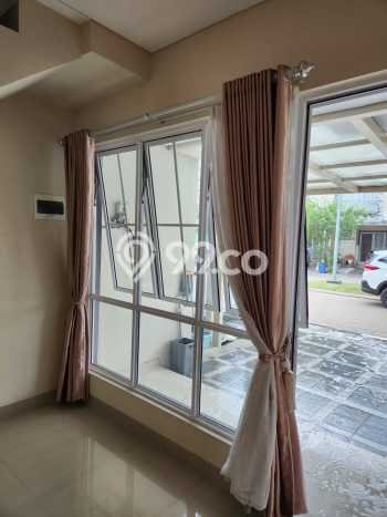 Rumah Luas Asri 3 KT Siap Huni di Jababeka Bekasi Rumah Luas Asri 3 KT Siap Huni di Jababeka Bekasi